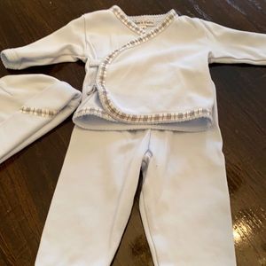 Baby boy outfit-matching blanket as well